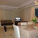Oasis Apartment